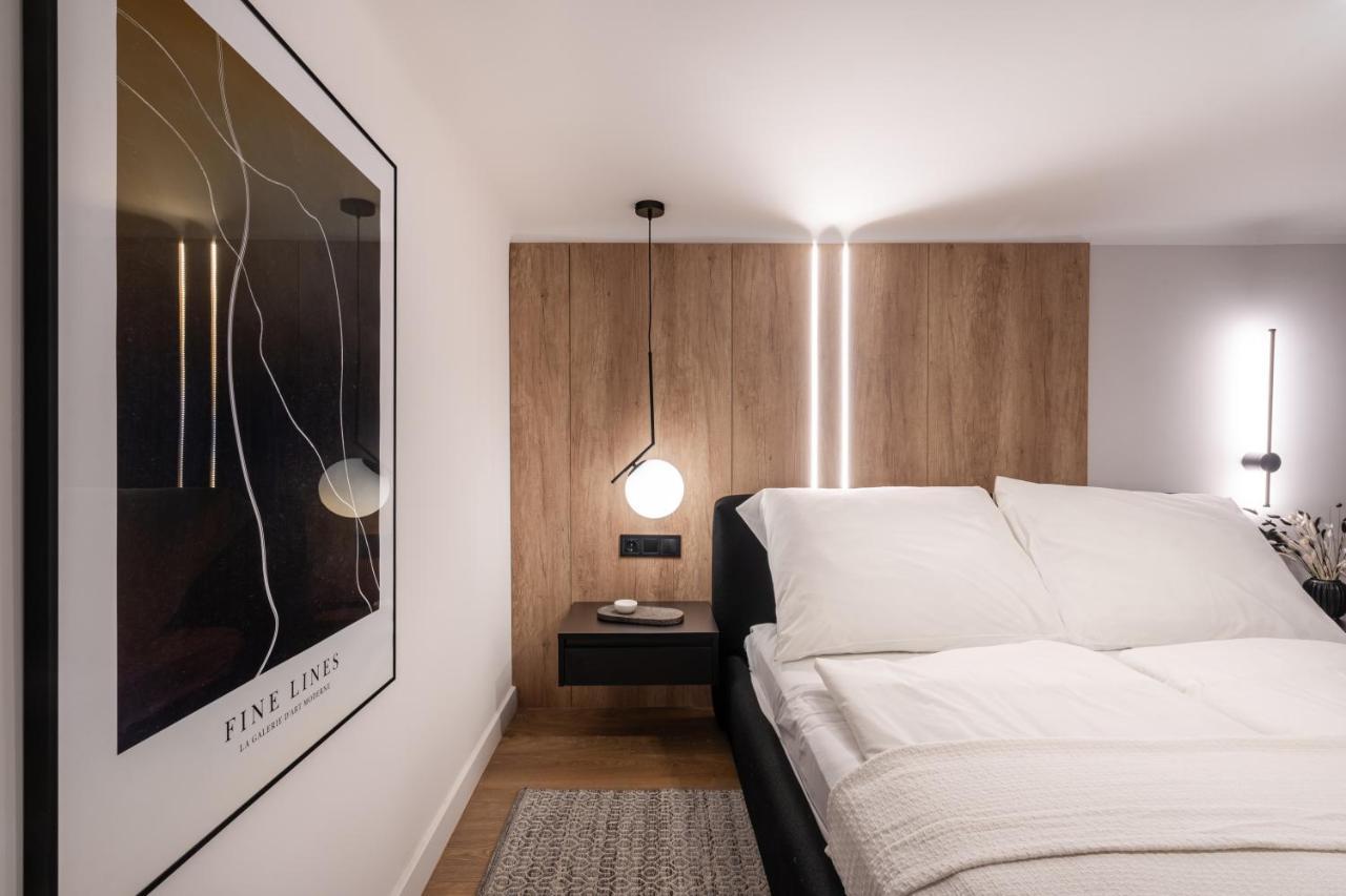 E56 - Grand Boulevard Heritage Residence - Best Location By Bqa Budapest Exterior foto